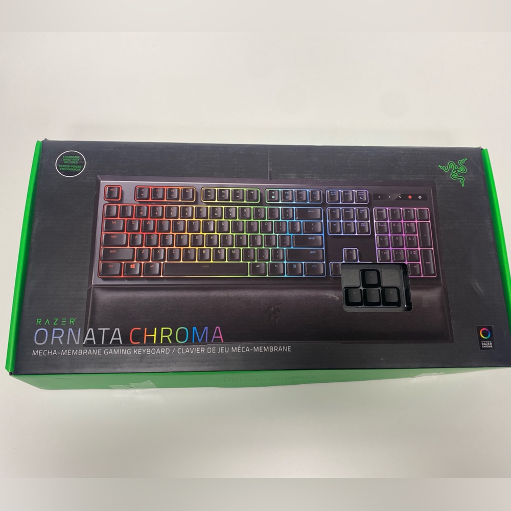 Razer ornata chroma Gaming Keyboard with RGB Lighting